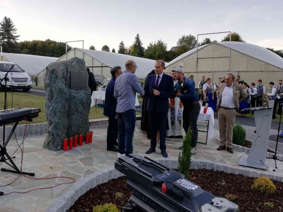 Roma Gedenkstein Segnungsfeier in Stegersbach, Hinterforst am 10. 09. 2021