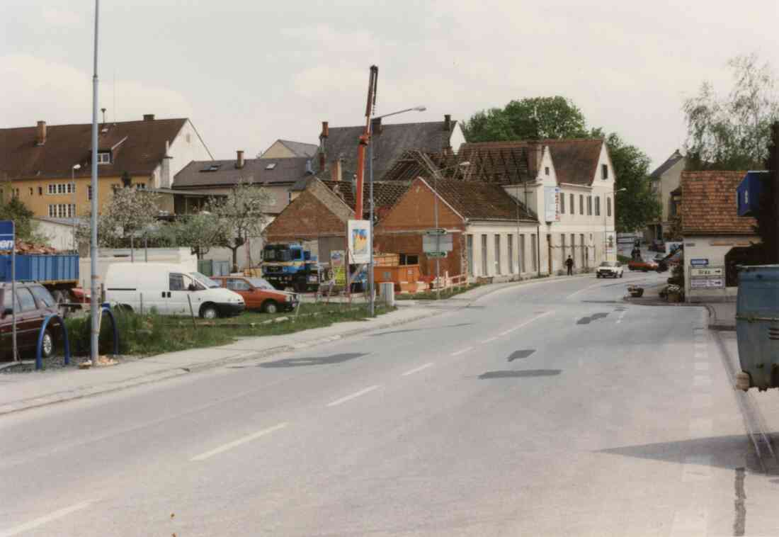 Neubau des Haus Kapesky am Hauptplatz 1 am 06.05.1997