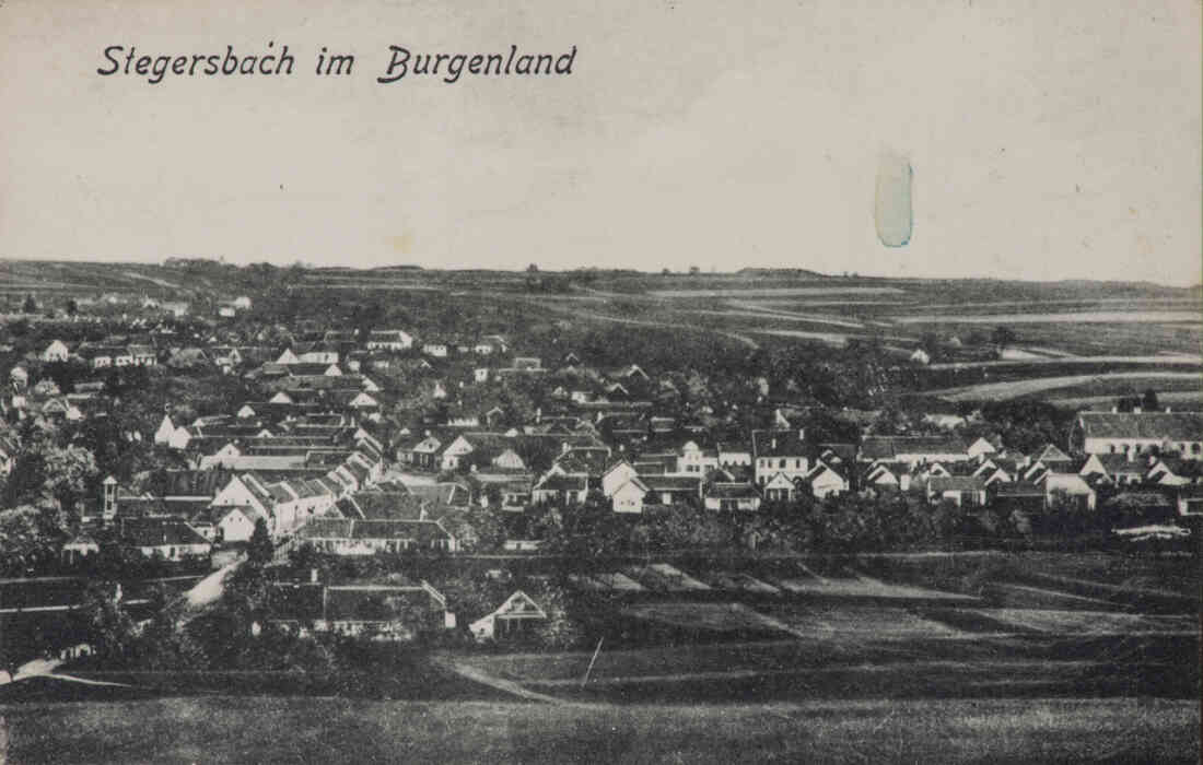 Stegersbach im Burgenland, Blick auf den Ortskern, Grazerstraße, Herrengasse, Schoadastraße, Hauptstraße