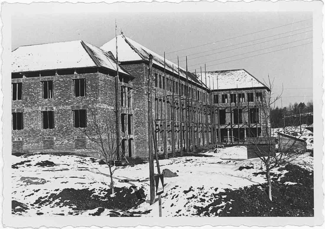 Neubau der Hauptschule 1952