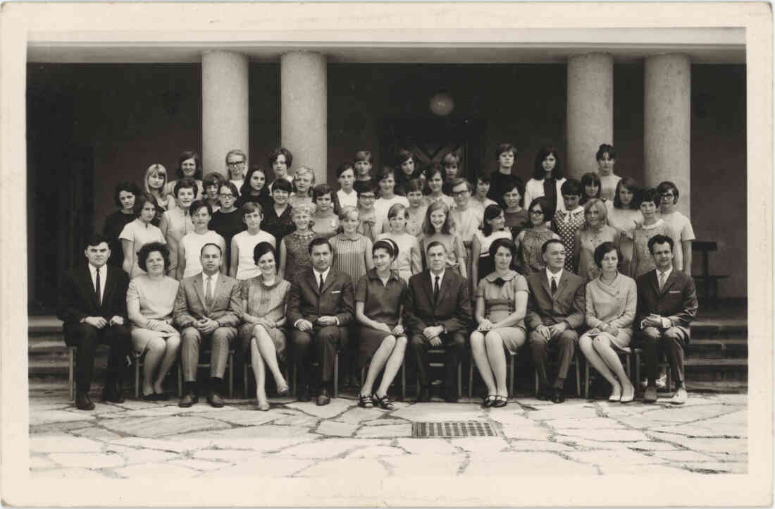 Klassenfoto Mädchen Hauptschulabschluss 1968