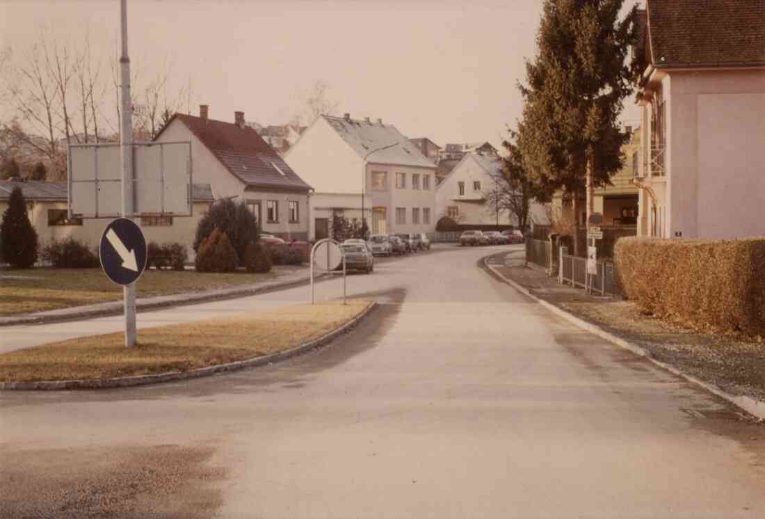 Northampton Platz an der Kreuzung Grazer Straße und Kirchengasse mit dem Cafe Friedl