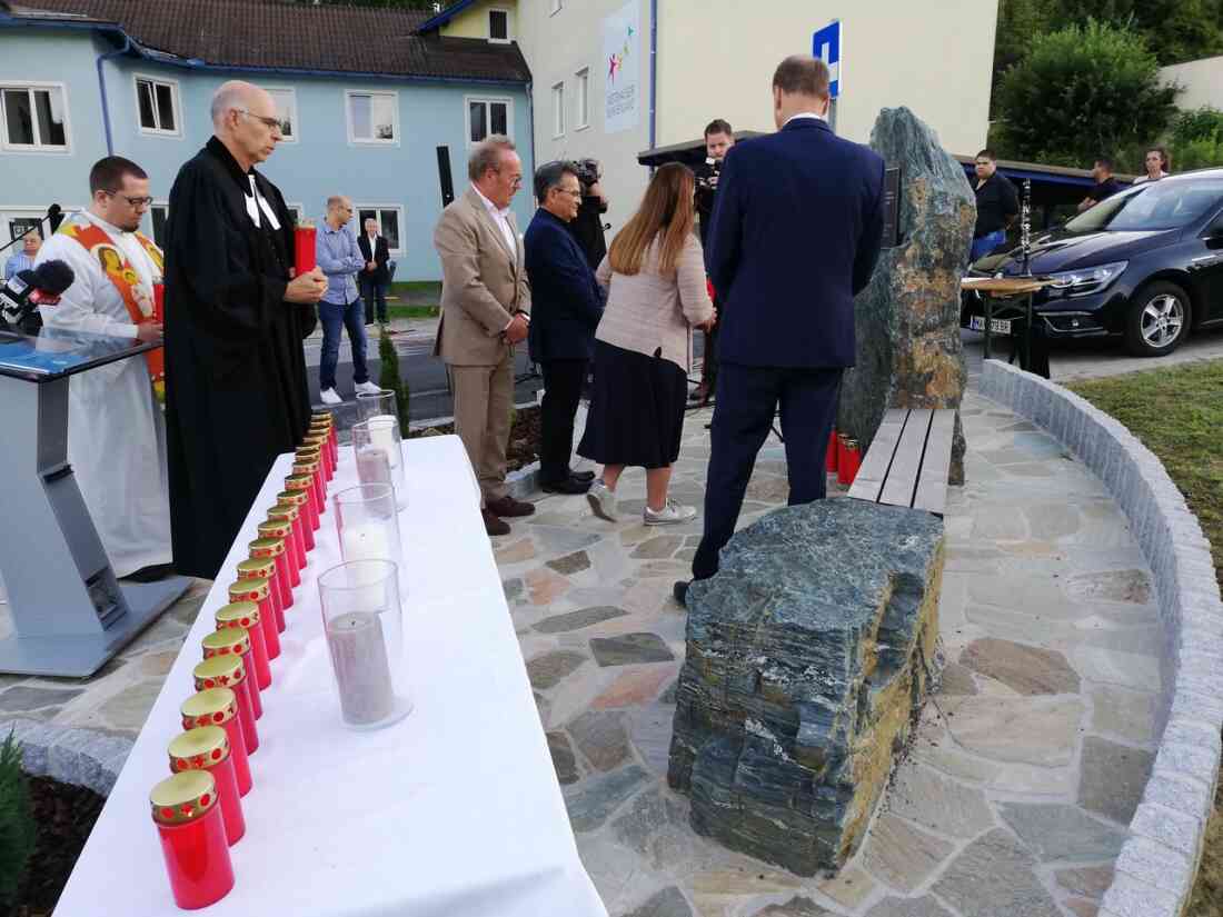 Roma Gedenkstein Segnungsfeier in Stegersbach, Hinterforst am 10. 09. 2021