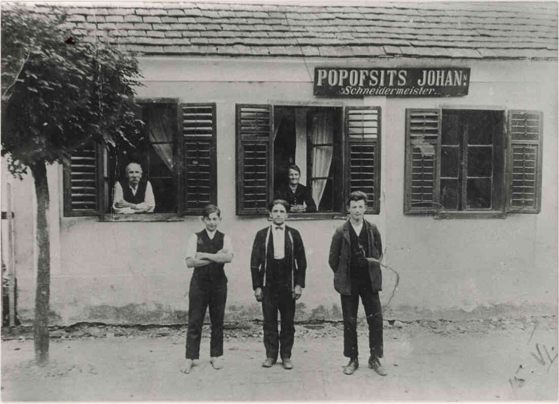 Schneidermeister Johann Popofsits am 15.06.1927 in der Herrengasse