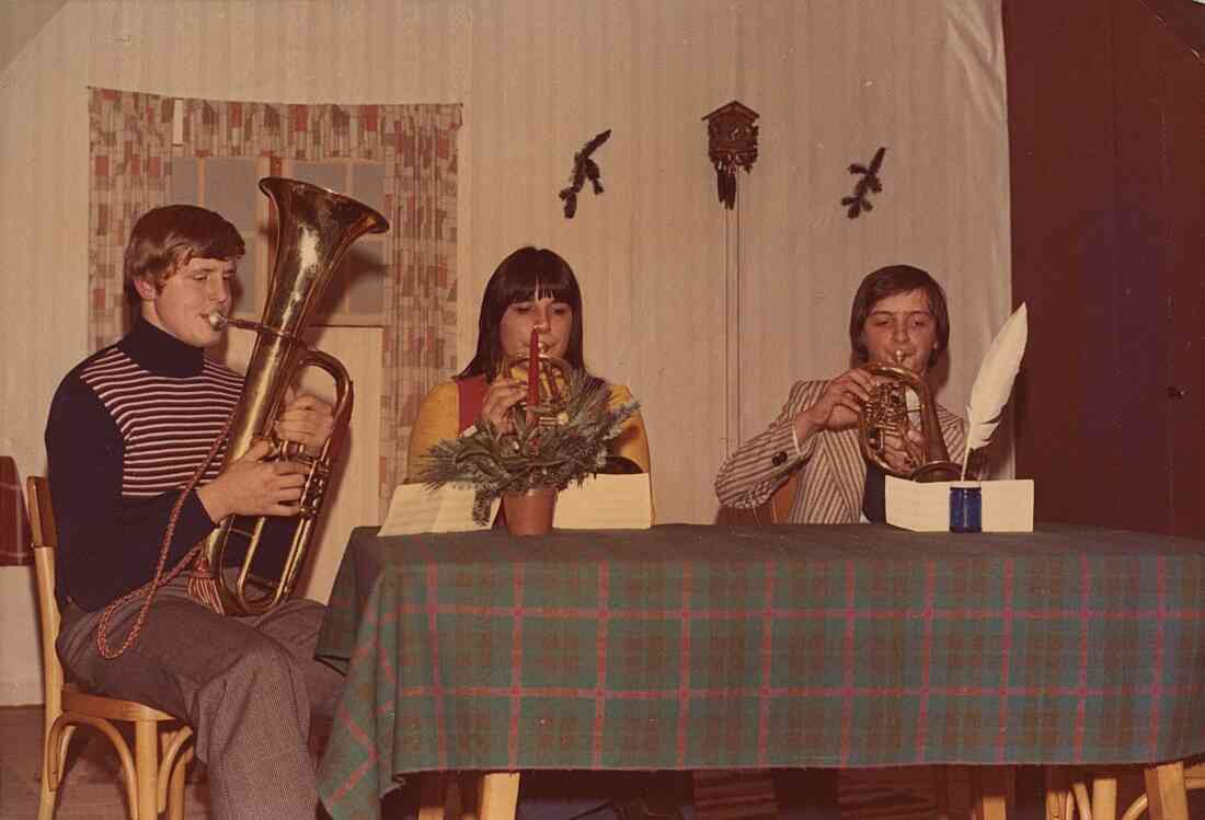 Katholische Jugend Theater "Das Weihnachtslied der ganzen Welt" im Dezember 1973