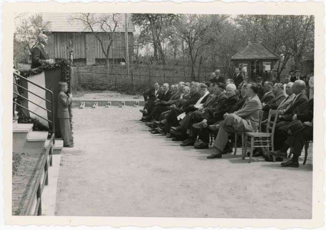 Einweihung des Arbeitsamts am Ostersonntag 1957 in der Vorstadt 3