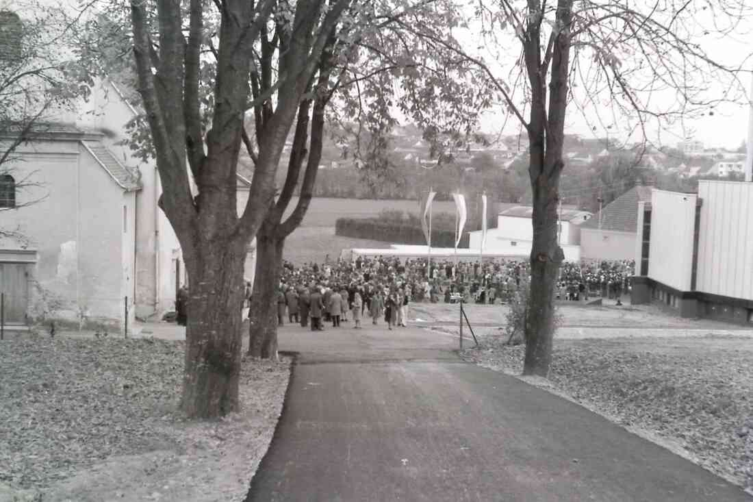 Einweihung der neuen Kirche in Stegersbach im Jahr 1974