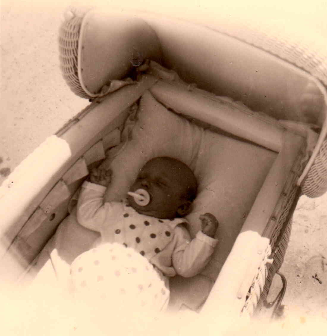 Andreas Pelzmann in seinem Kinderwagen