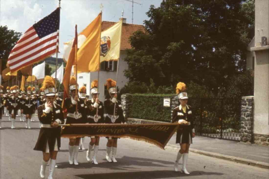 Amerika - Woche 1975 mit der St. Anthony High School, Trenton, New York in der Grazer Straße