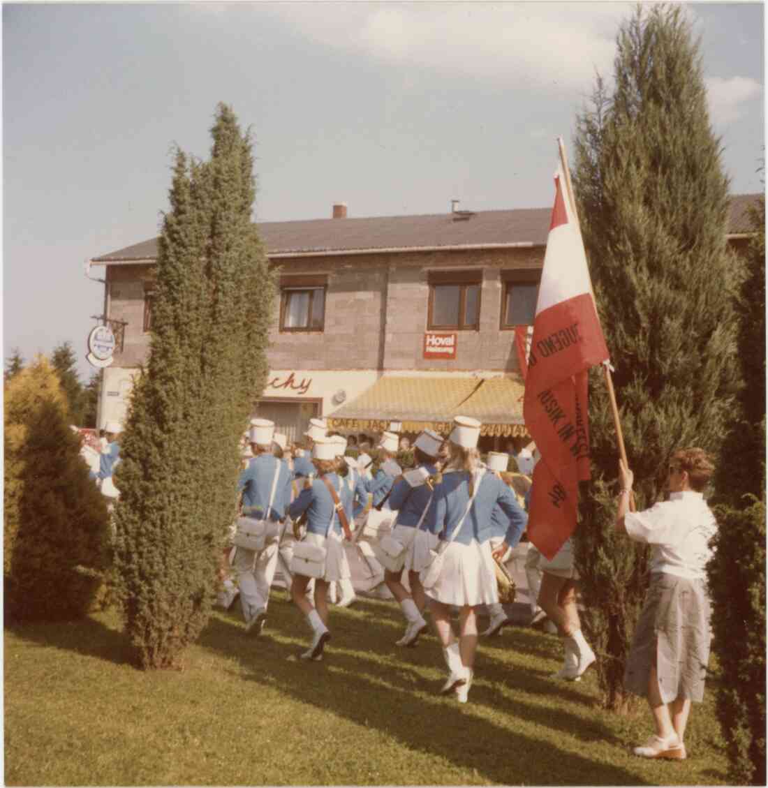 Einweihungsfeier des Northamptonplatzes im September 1976 mit dem Cafe Jacky