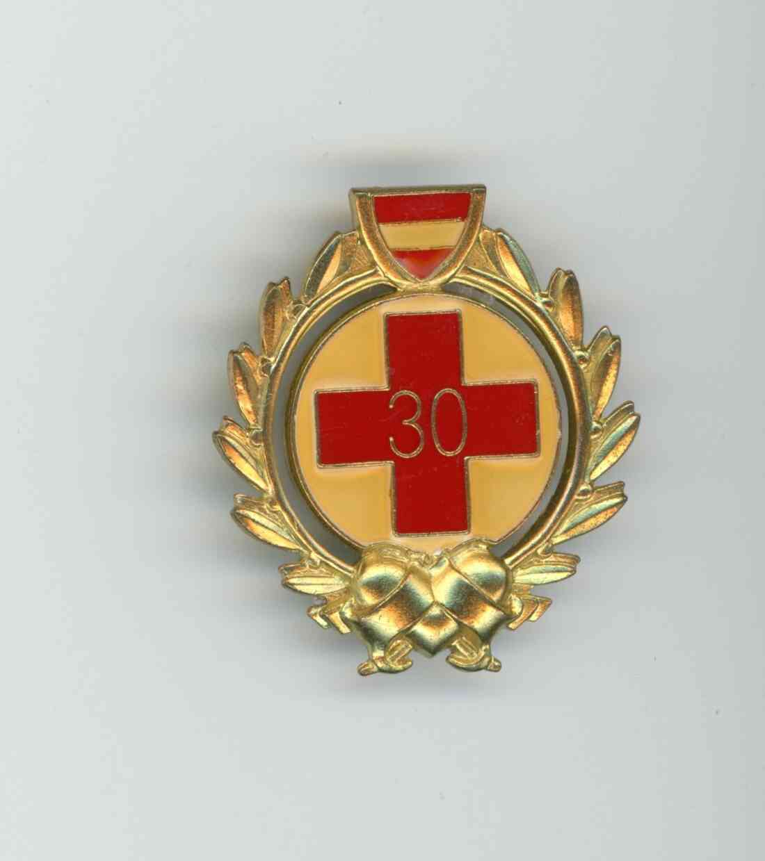 Medaille Goldene Dienstjahrabzeichen des Österreichischen  Rote Kreuz für 30 - Jährige freiwillige Arbeit verliehen an Franz Pelzmann