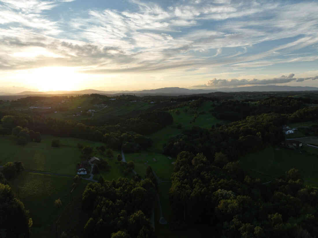 Golfanlage in der Grabenstraße Richtung Burgauberg Neudauberg