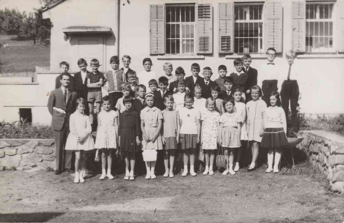 Klassenfoto Volksschule Stegersbach, Schulklasse des Jahrgangs 1965