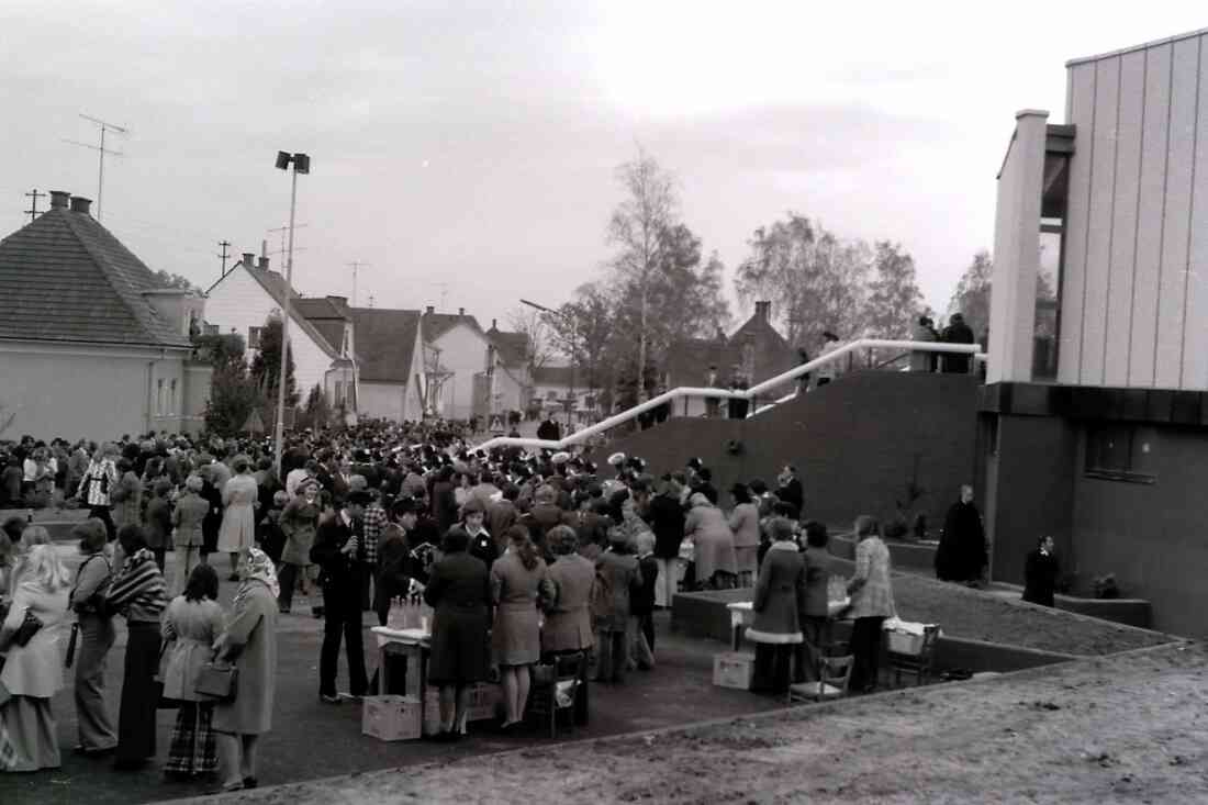 Einweihung der neuen Kirche in Stegersbach im Jahr 1974