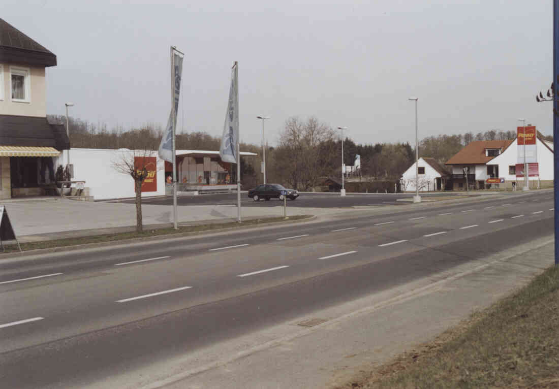 Penny Markt in der Wiener Straße 25 - 27