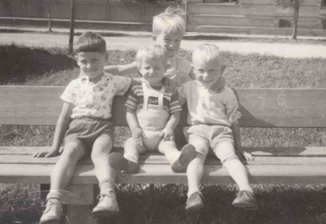 Kinder des Janisch Hauses in der Hauptstraße 30 in den 60er Jahren