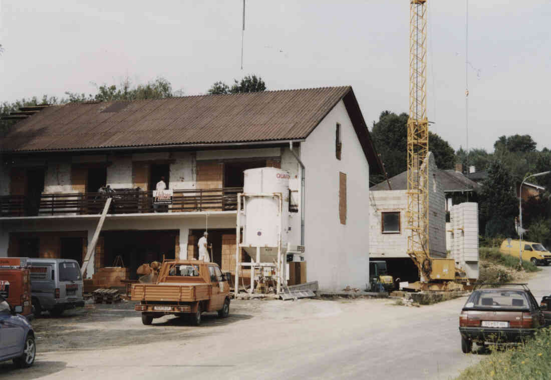 Umbau des Internats für die Golf - HAK am am 28. Juli 1999 in der Berggasse 3, früher Elektrohaus Adolf Schuch