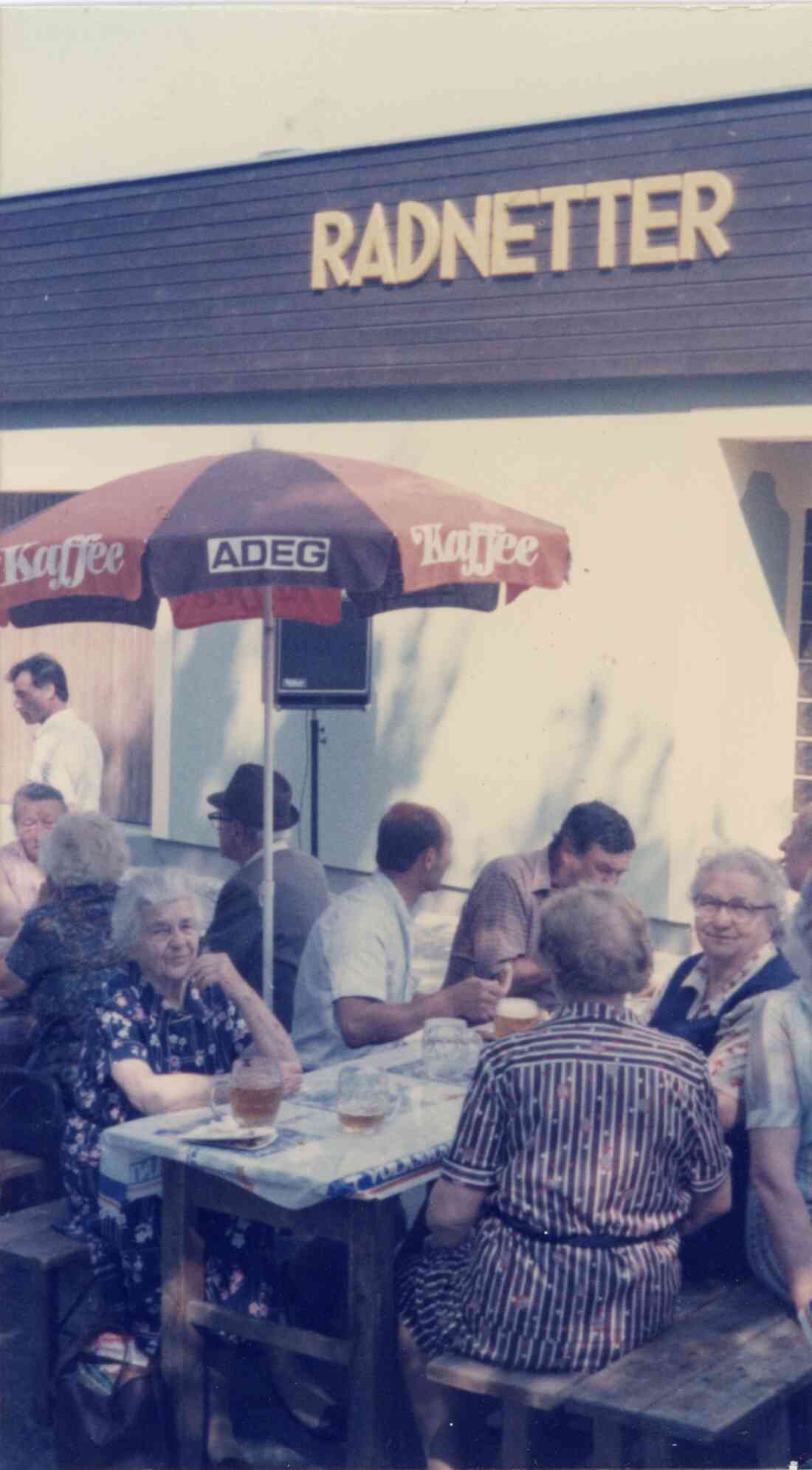 50 Jahre Feier des Kaufhaus Radnetter und ADEG Markt in der Hauptstraße 26 am 16. August 1985