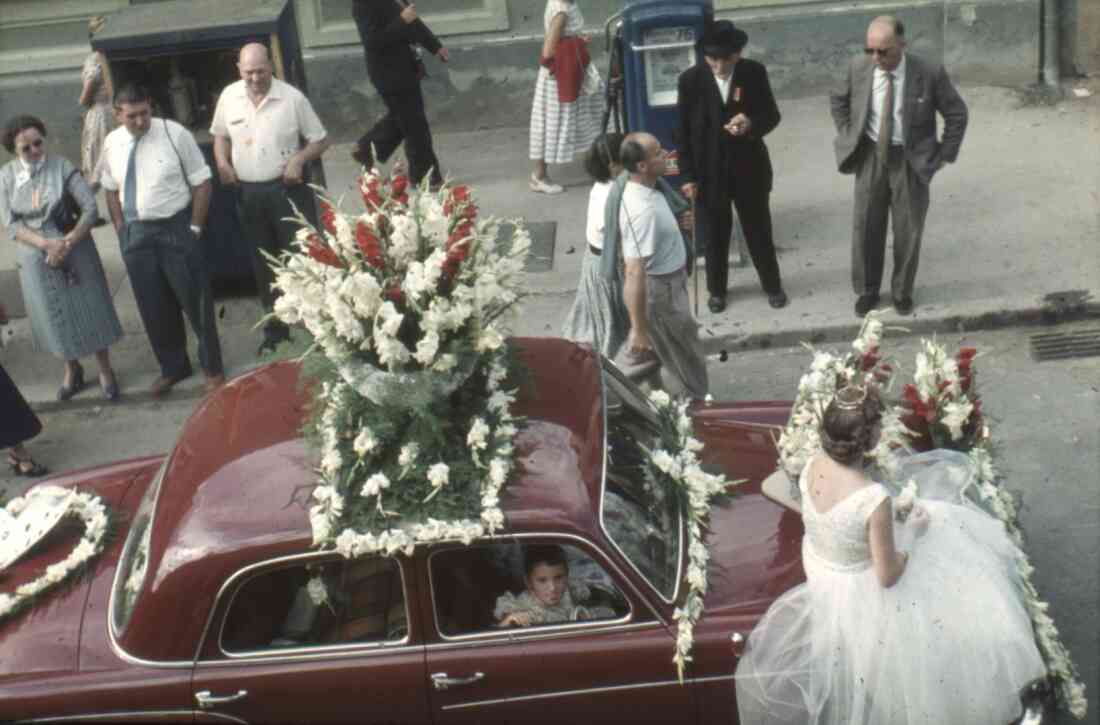 Volksfest und Blumenkorso 1955 in der Herrengasse