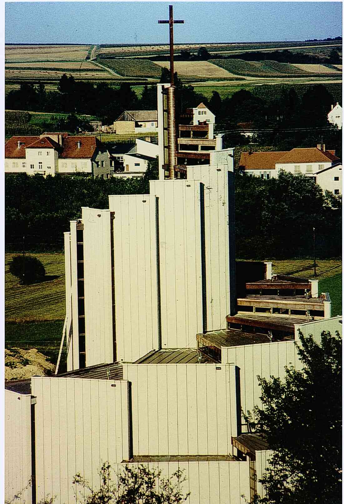 Kirche_Hl.Geist-Kirche_Verkleidung_03