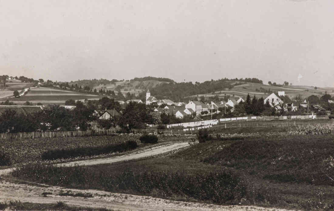 Hauptstraße, Kastell, Kirche, Volksschule, Ortsansicht