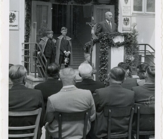 Einweihung des Arbeitsamts am Ostersonntag 1957 in der Vorstadt 3