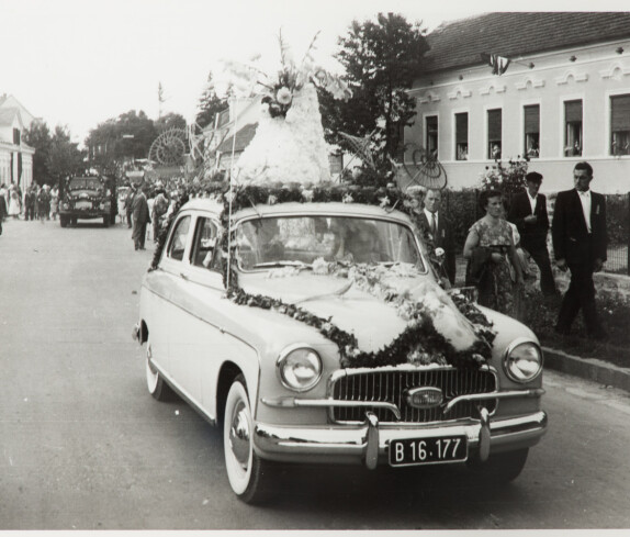 Volksfest mit Blumenkorso 18. August 1957