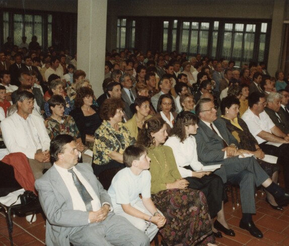 Ehrengäste und Publikum beim Konzert der Musikschule Stegersbach