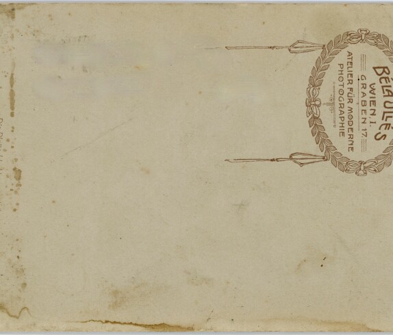 Apotheker Alois Kottas mit seiner Frau Eugenie, Rückseite