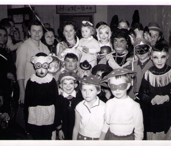 Maskenball im Gasthof Wukovits (Schoader)