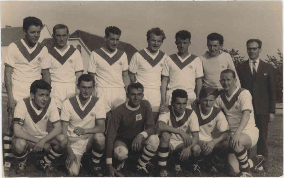 SV Stegersbach Mannschaftsfoto aus dem Jahr 1962