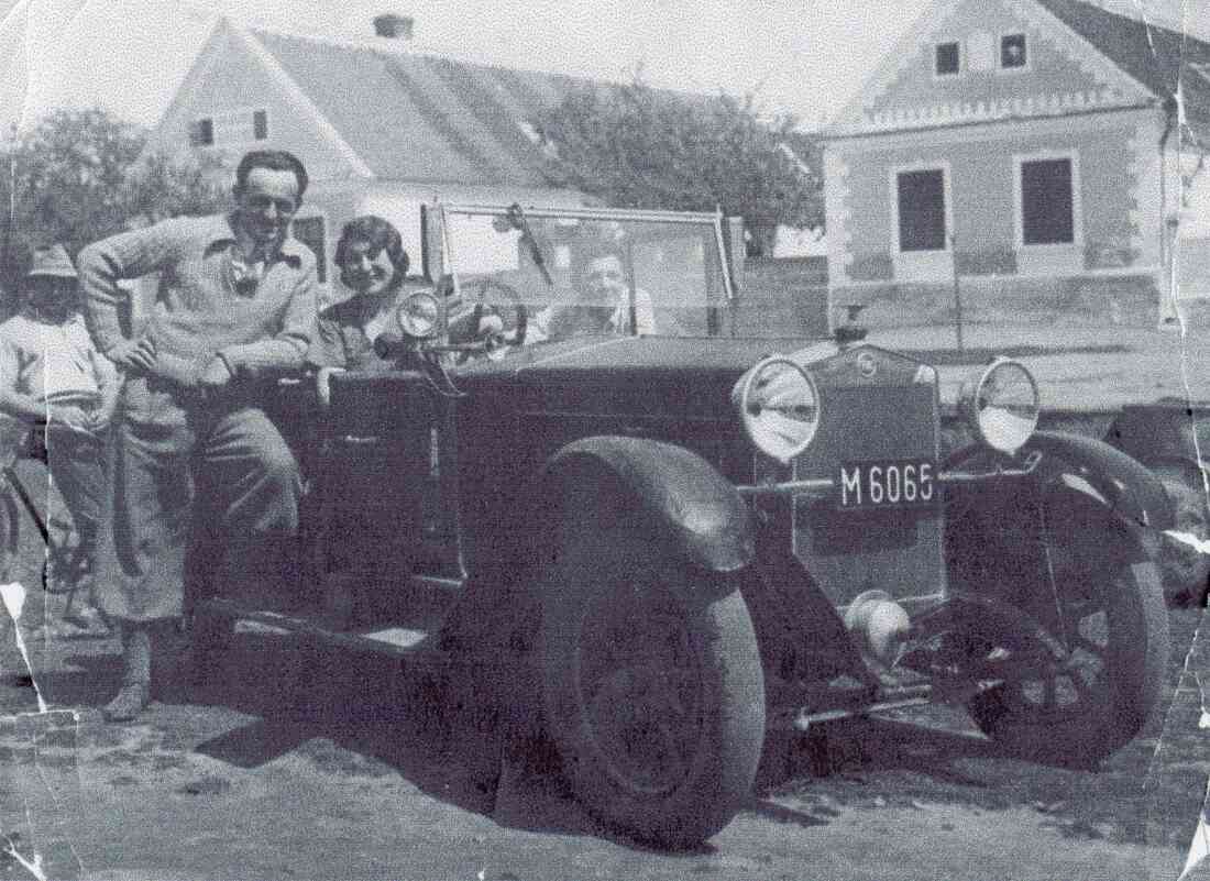 Otto Radnetter mit seinem Auto