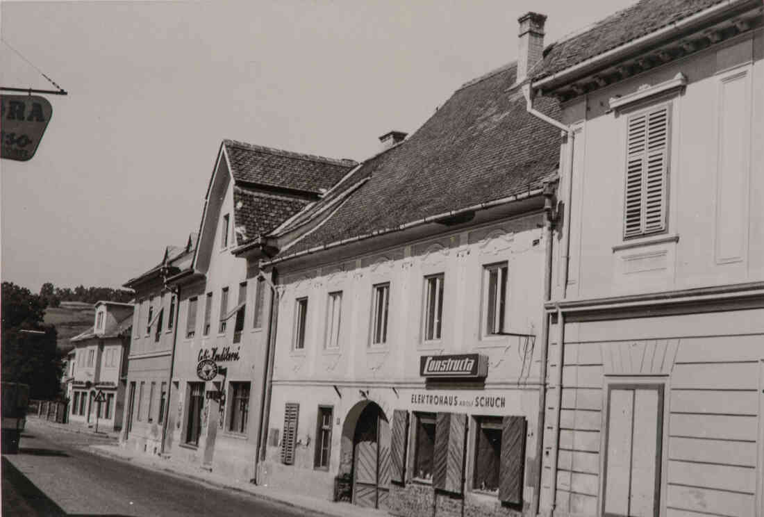 Grazerstraße, Herrengasse, Buchhandlung Hugo Wagner, Cafe Konditorei E. Zwitkovits, Elektrohaus Adolf Schuch