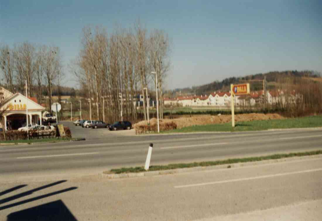 Erweiterungszubau Billa im Jahr 1996 in der Wienerstraße 19