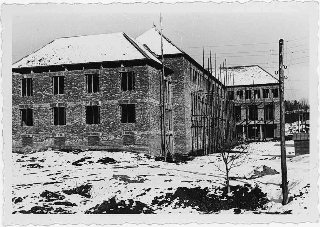 Neubau der Hauptschule 1952